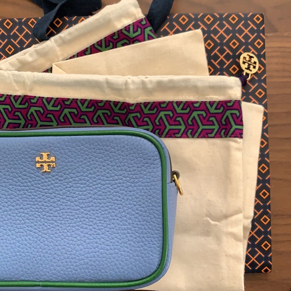 Tory Burch Adorable mini block camera back NWT - Picture 7 of 7